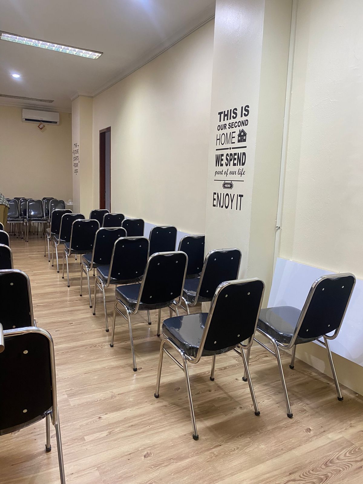 WhatsApp Image 2024-11-26 at 16.12.05 (2) WhatsApp Image 2024-11-26 at 16.12.05 (2)